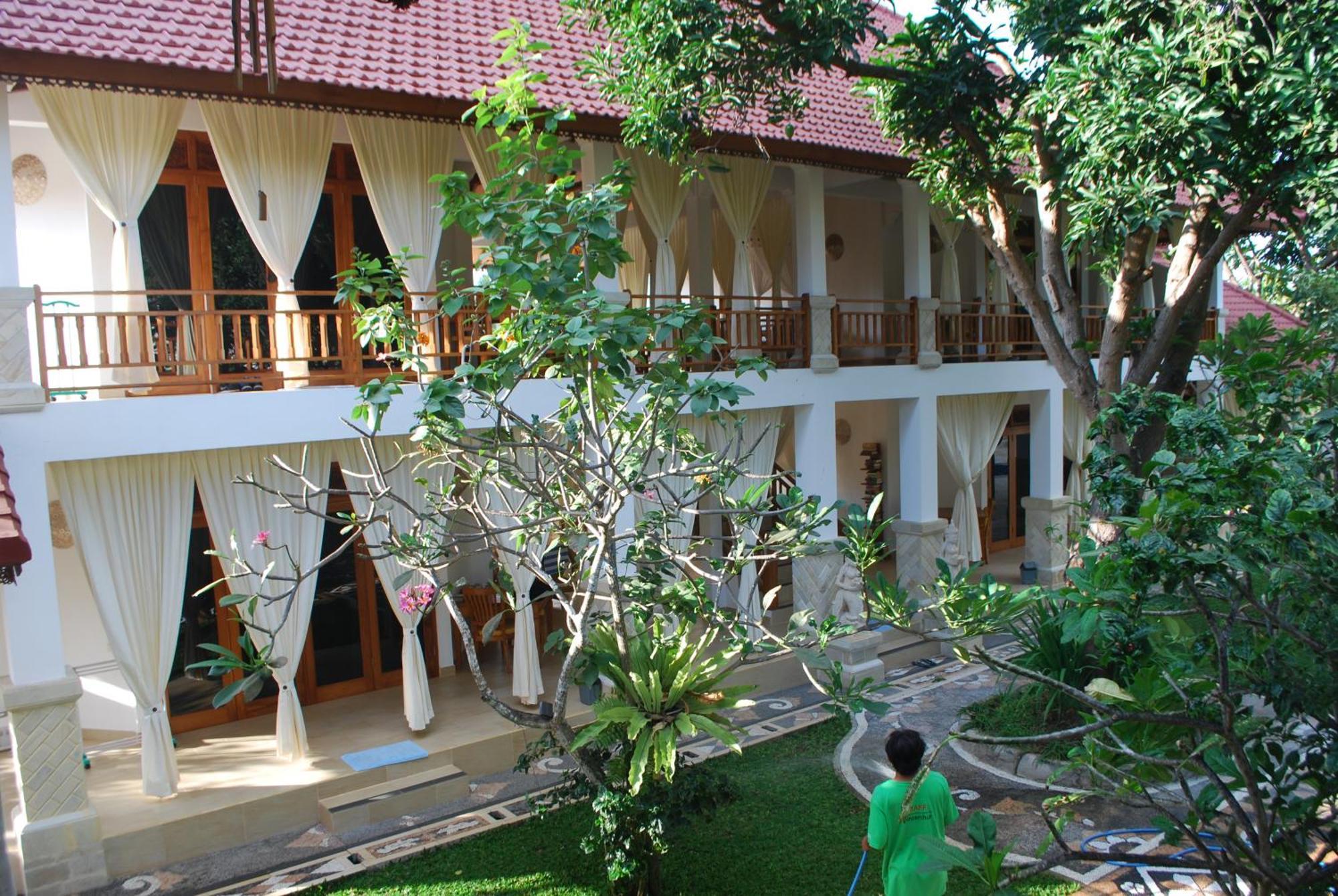 Villa Jakaranda And Villa Marakuya Lovina  Room photo