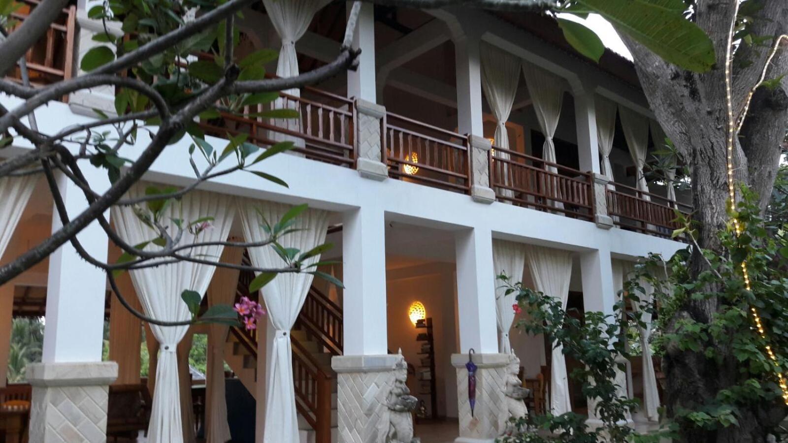 Villa Jakaranda And Villa Marakuya Lovina  Room photo